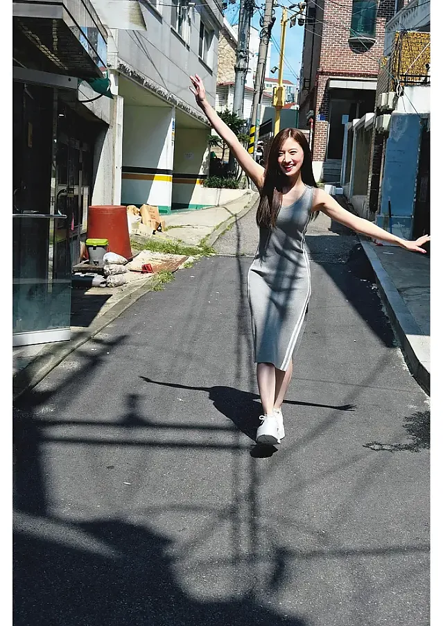 나카다 카나 2집 사진집 「자극」 Set.01