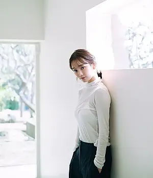 아오토 시노 디지털 한정 YJ 포토북 「잡아라」 Set.01