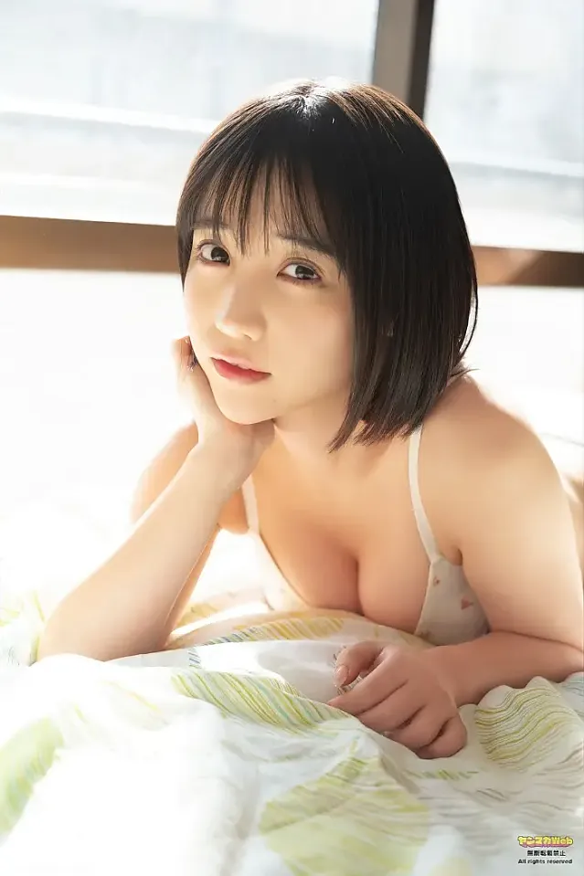 마유 하논, 스즈메 스즈메, 영 매거진 2025년 50호