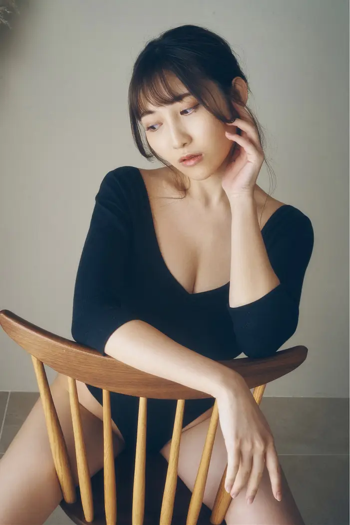 리리사 츠지(Ririsa Tsuji), FLASH 디지털 사진집 「그녀는 완벽하다 후편」Set.01