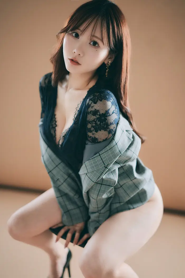 켄켄,디지털 사진집 「BLACK LADY」 (1)