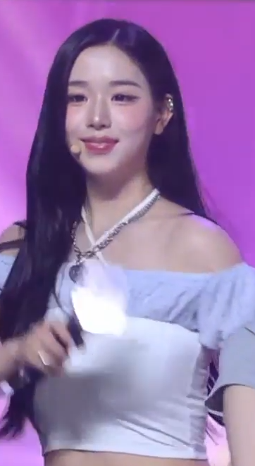 그냥 응원봉 들고 춤추는 트리플에스 김채연